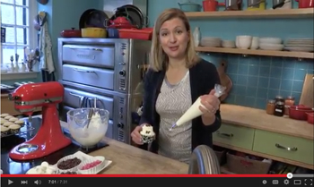 Anna Olsen Cupcake Video